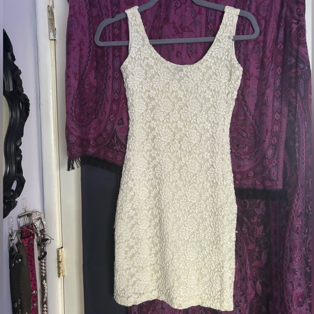 White lace dress